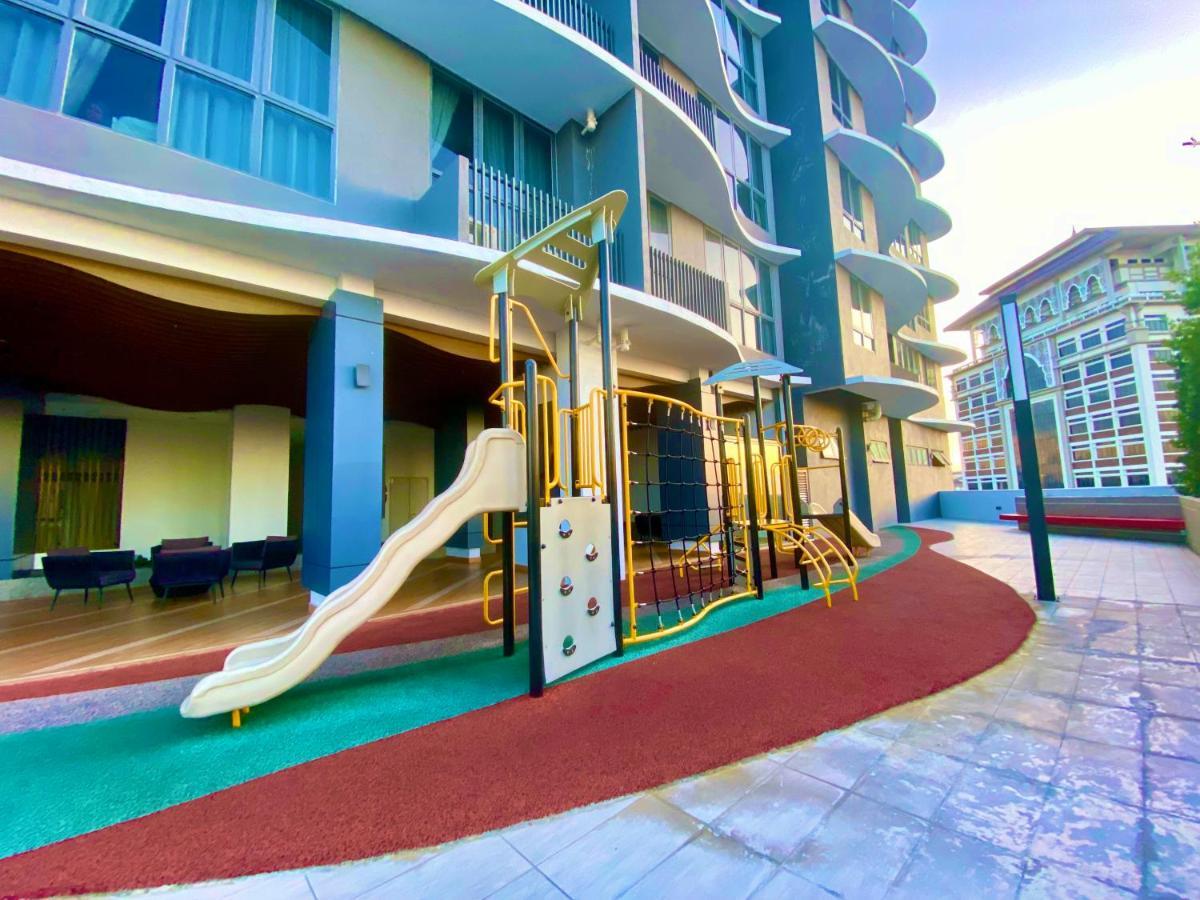 Jsadli Suite Troika Residence Кота-Бару Экстерьер фото